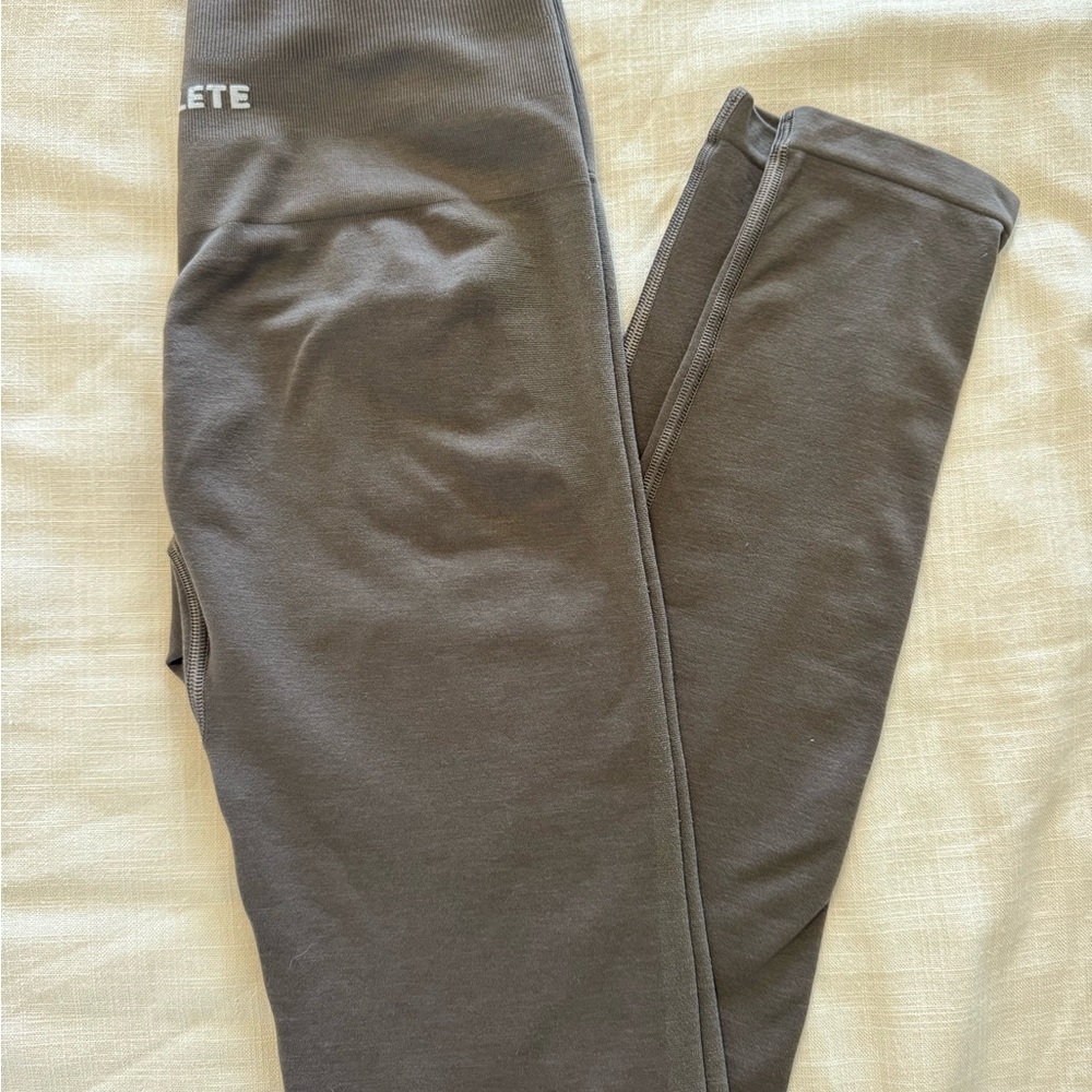 Alphalete amplify taupe leggings